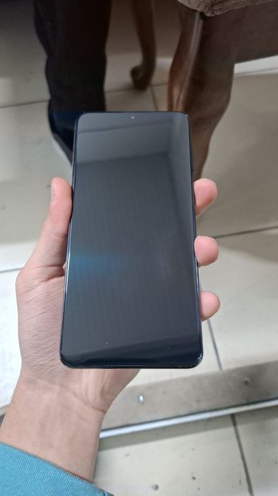 Продаётся Самсунг S21+