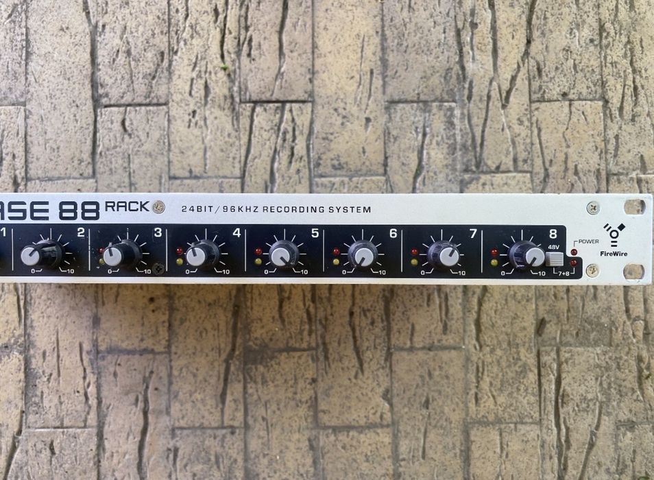 Terratec Phase 88 rack