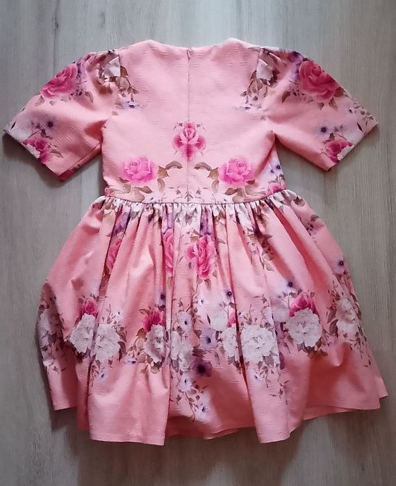 Официална детска рокля 7-8 год.