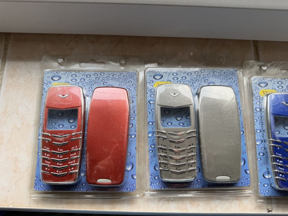 Lot carcase pentru Nokia 3310/3330! Noi!