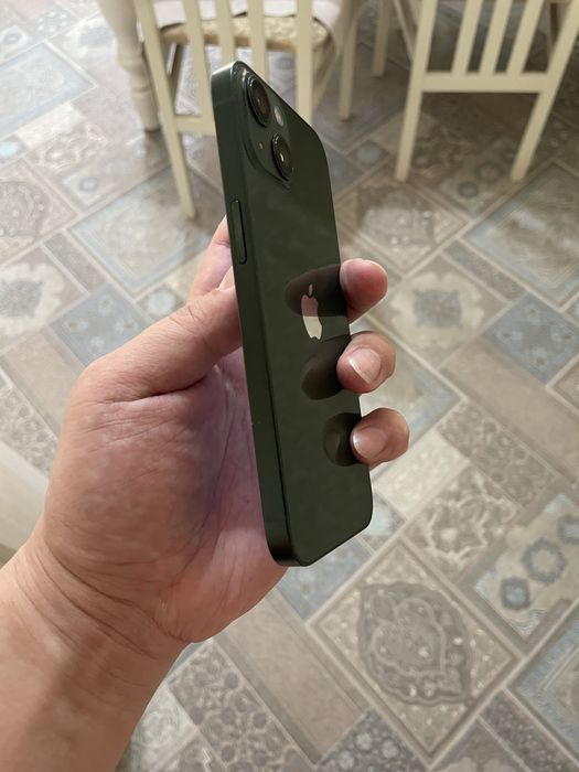 iPhone 13 128Гб в идеале