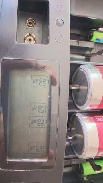 Incarcator universal acumulatori Tronic TLG 1000 C5