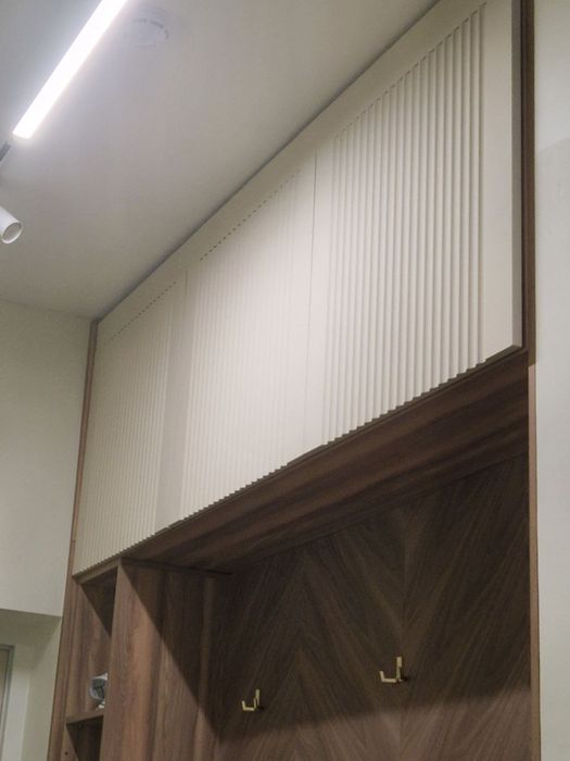 Продам прихожую срочно