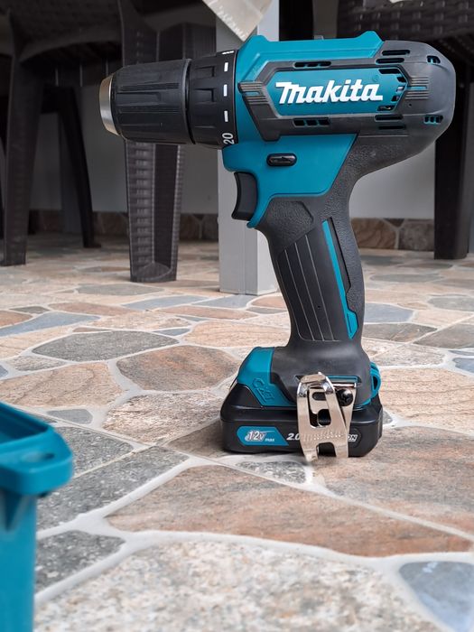 Bormașină Makita 12V