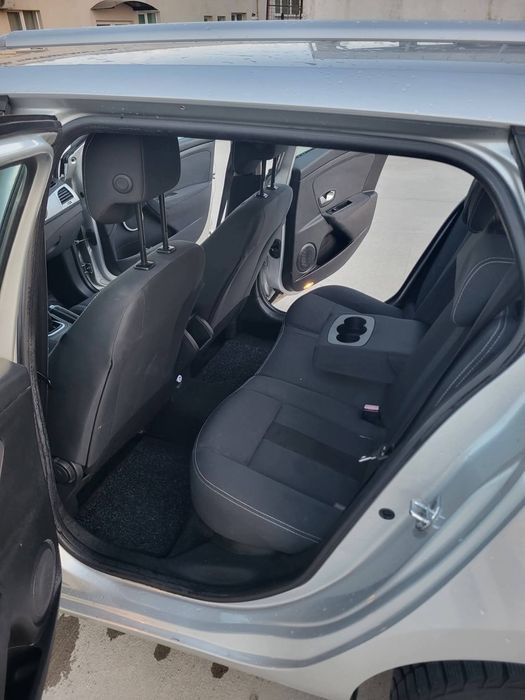 ‼️Renault Megane 3‼️motor 1,5 CDI,an 2010,Navigatie AER CONDITIONAT acte valabile.