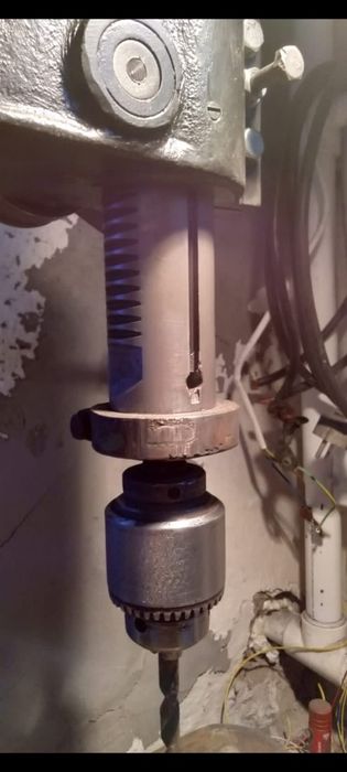 Сверлильный станок