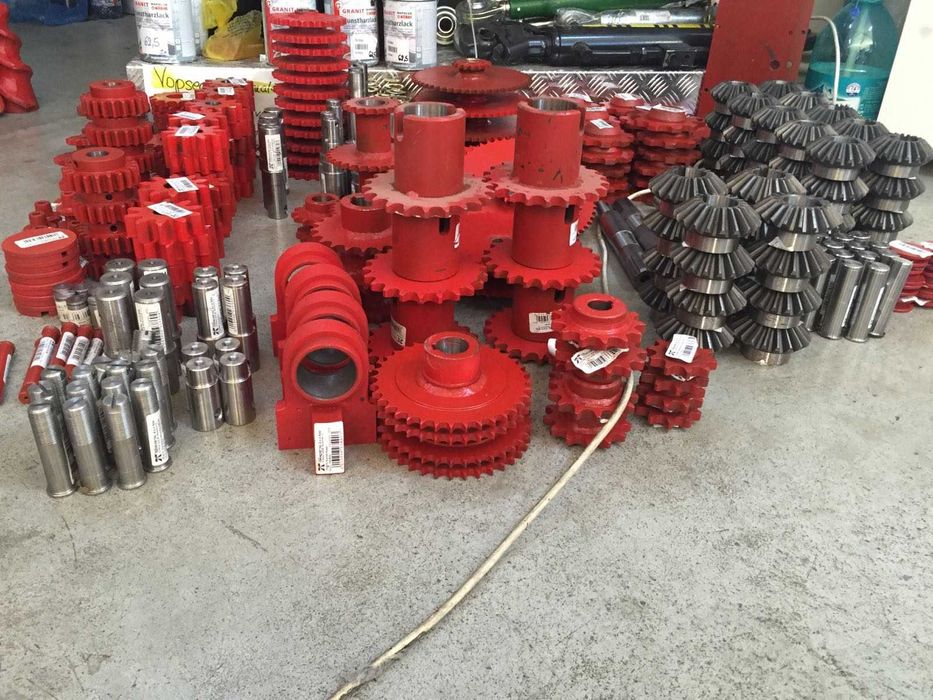 Piese pentru culegatori porumb