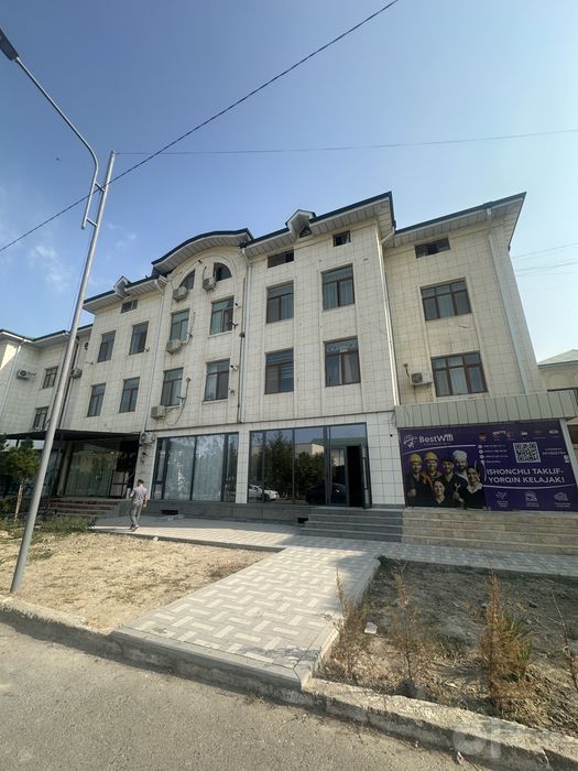 Шикарный офис + квартира с евроремонтом + цоколь 220 м²