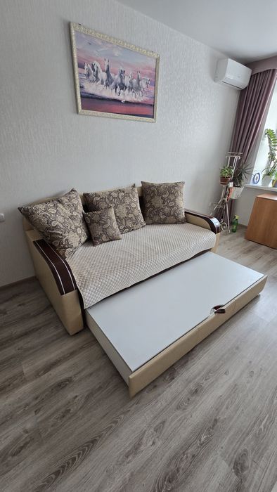 Продам диван б/у