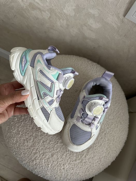 Обувь. Туфли и кроссовки