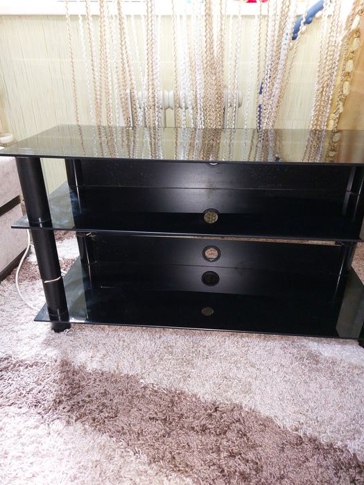 Тумбочка под телевизор