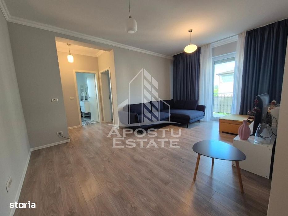 Apartament cu 3 camere, de inchiriat, loc de parcare, Giroc