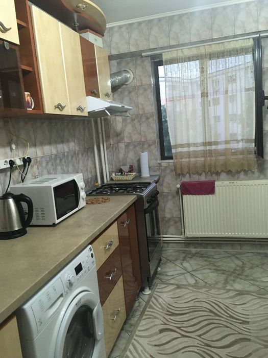 Vand Apartament Micro 21