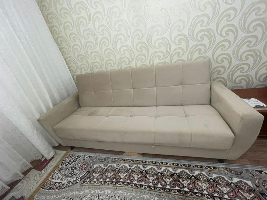 Продам диван в хорошем состоянии