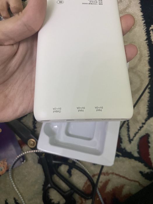 продам новый power bank 10W