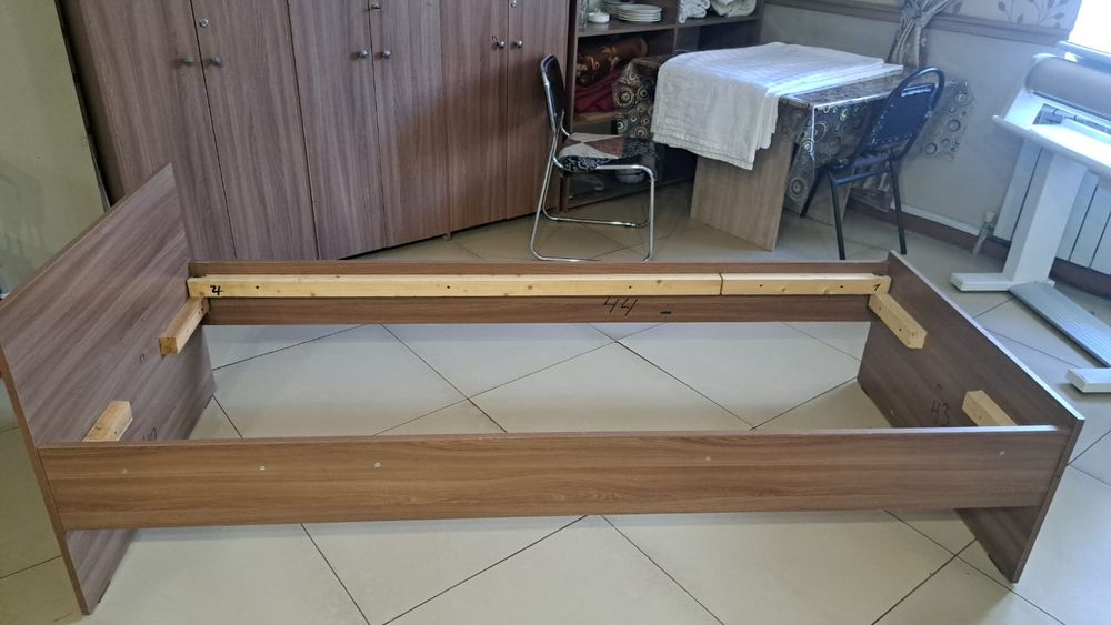 Продам кровати?!