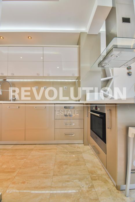 Дава се под наем Двустаен апартамент в София, Витоша - 100 кв.м за 900 € - Снимка #5