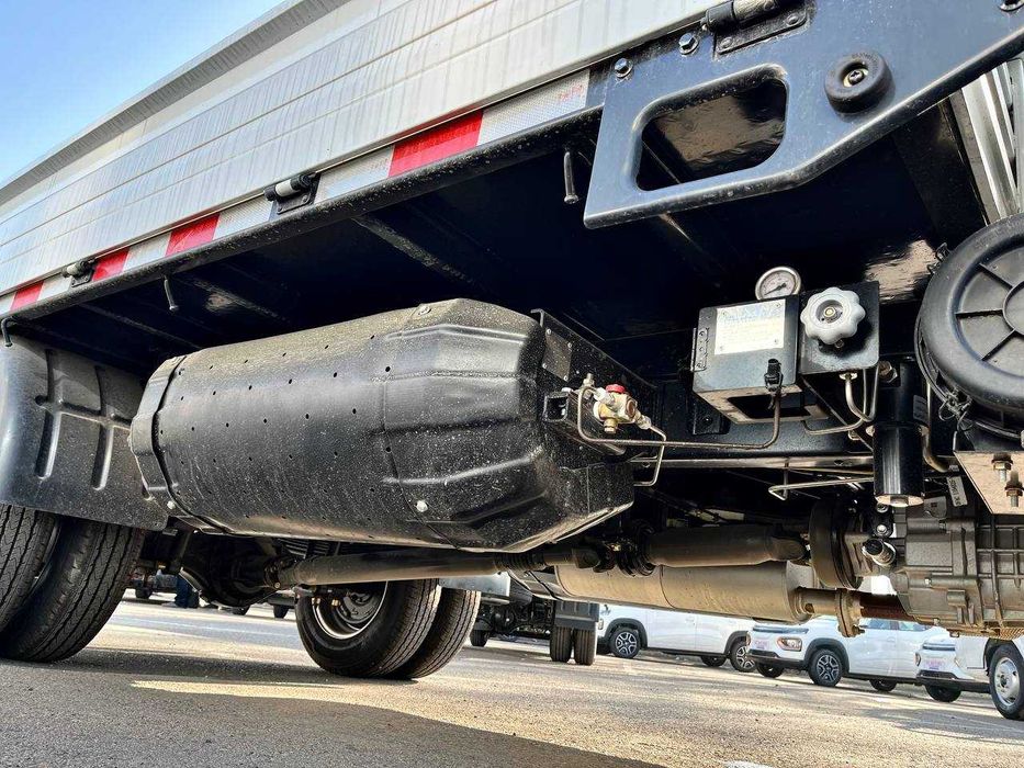 Грузовик Dongfeng