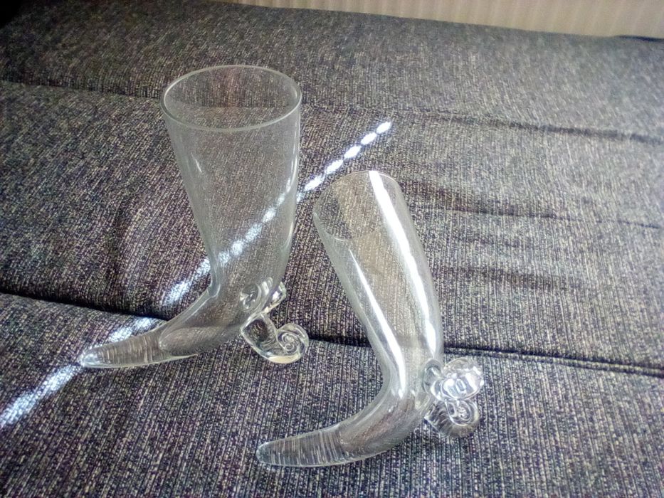 Vand portelanuri, suport lumanari,castron/bol ciorba,etc