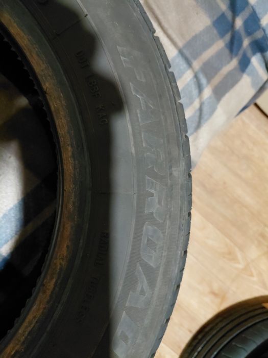 Продам шины комплект