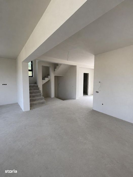 Vila spectaculoasa in Dezmir I 214 mp I Terase panoramice