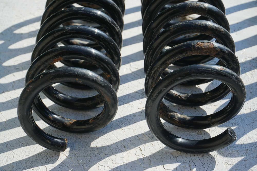 4 броя Пружини за Mercedes E200 Elegance W210