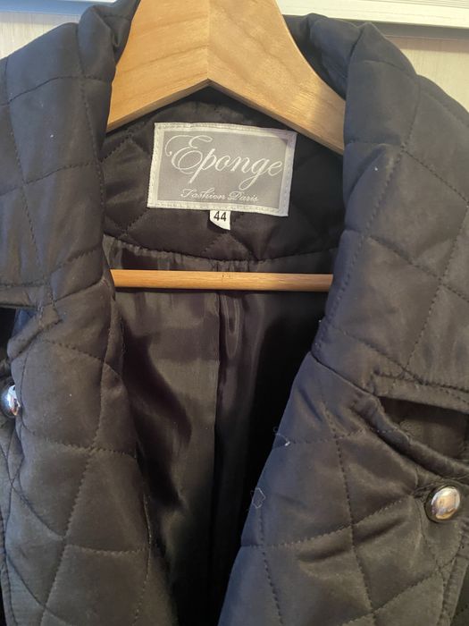 Geacă fâș lung matlasat negru marimea 44