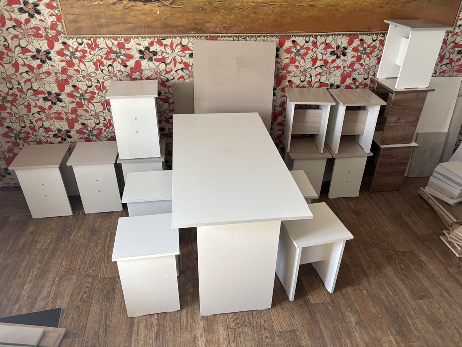 Стол табуретка комплект