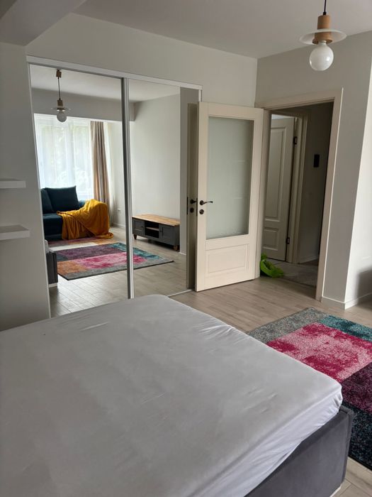 Închiriez apartament 1 cameră mobilat – Podu Roș / Nicolina
