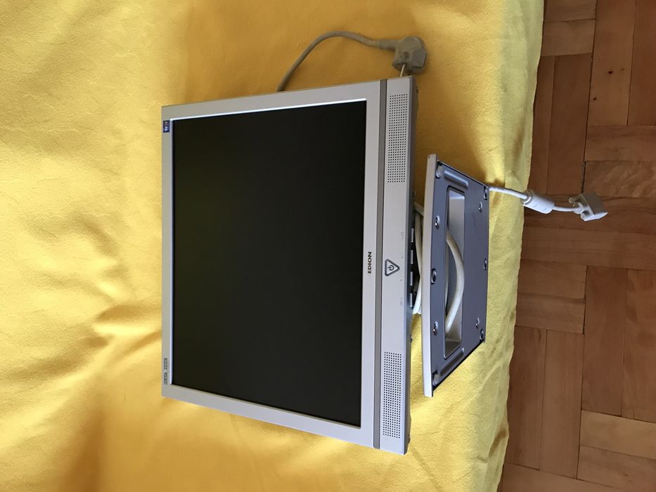 Monitor Edion fara garantie