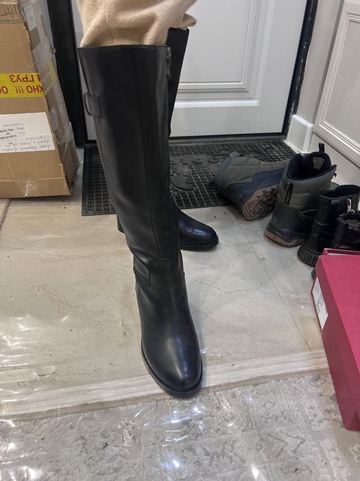 Зимние женские сапоги