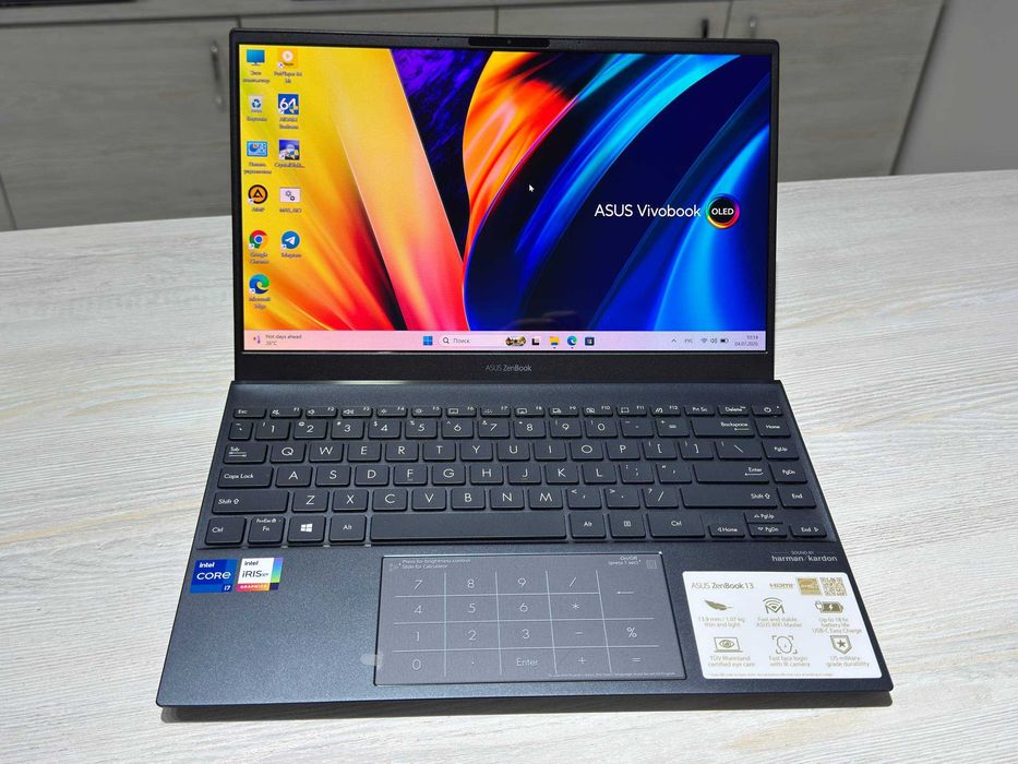 ASUS Zenbook 13.3” FullHD OLED core i7-1165G7 ram 8 ssd 512