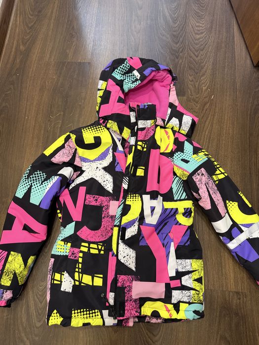 Продается куртка для девочки