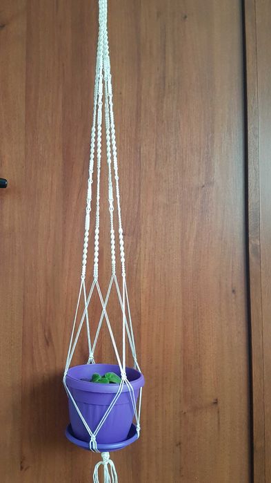 Макраме за саксия от бял капрон