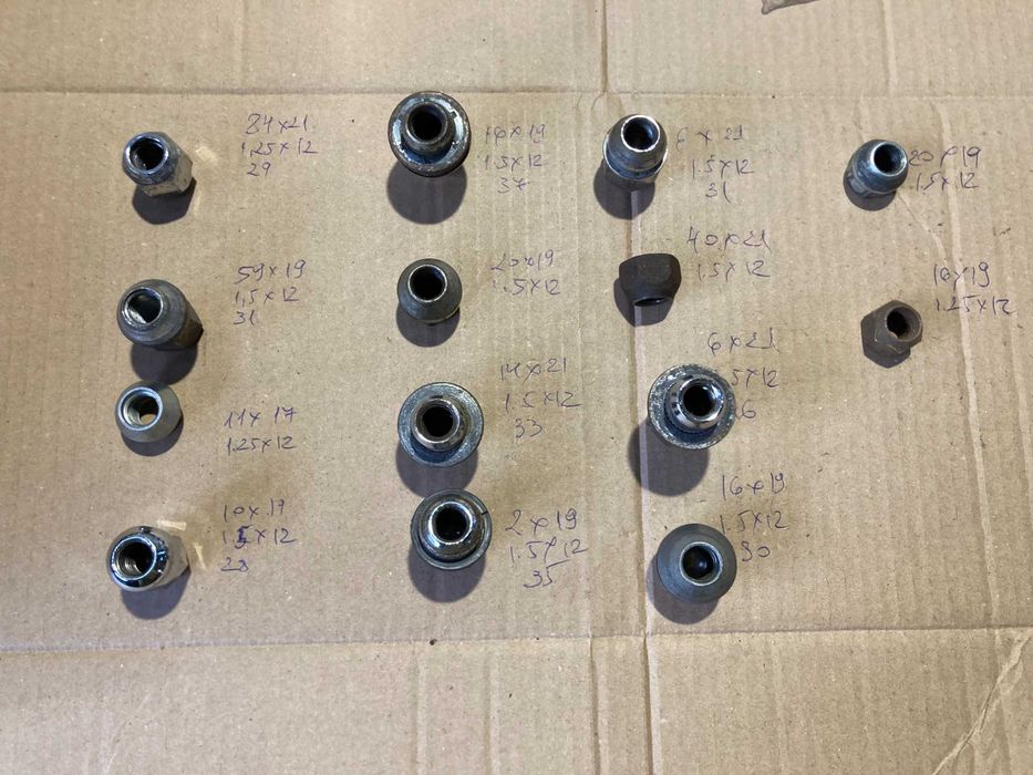 Гайки за Джанти Болтове за Джанти Различни модели Оригинални