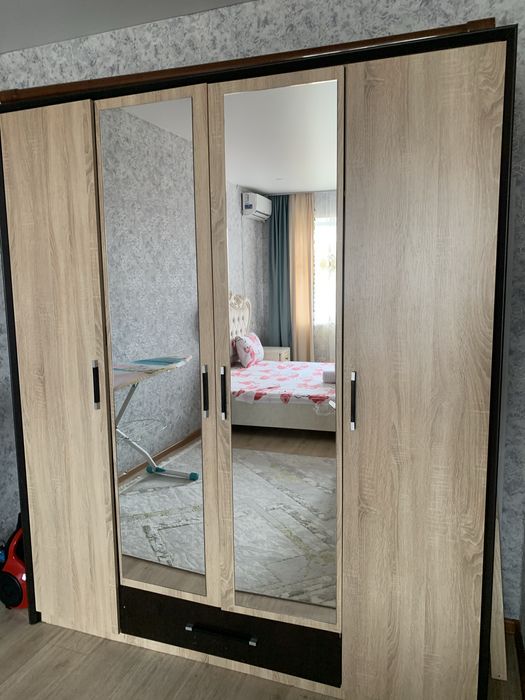 Продается  шкаф