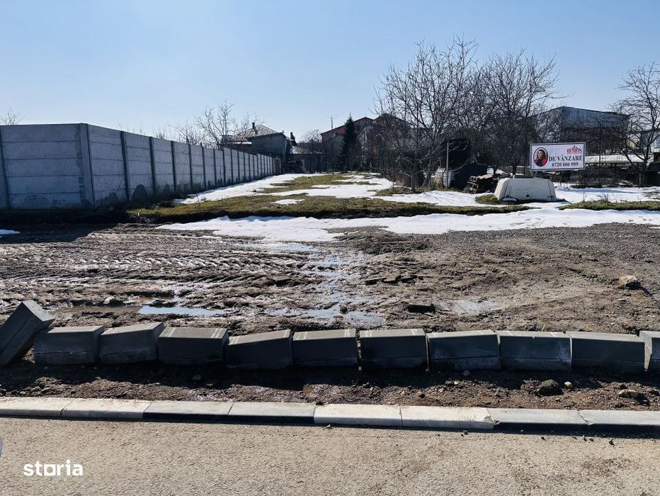 Teren superb 600 mp deschidere la asfalt , 11 m cu adancime de 45,5, C