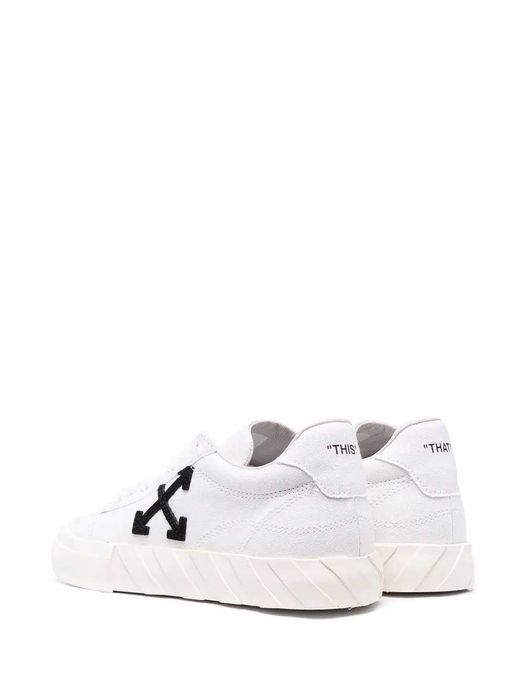 Off-White  Vulcanized low-top sneakers