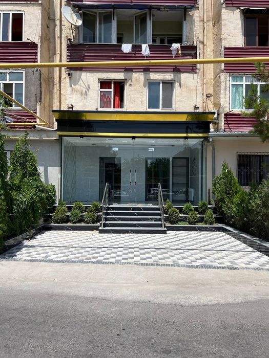 Максим Горький: Ор-р: Буз базар 1 этаж 55кв. + Подвал 35кв. Евро Ремон