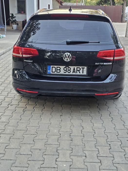 Vand wolkswagen passat 2015, 8500 euro ,prețul este usor negociabil
