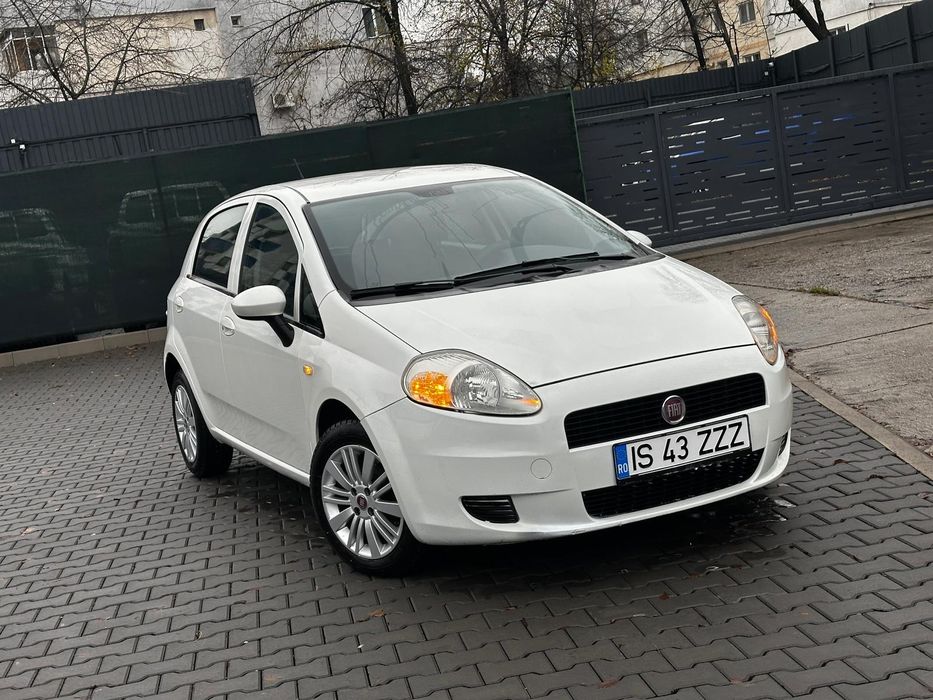 Fiat Punto 2011 diesel 1.3 / consum foarte mic/ model euro 5
