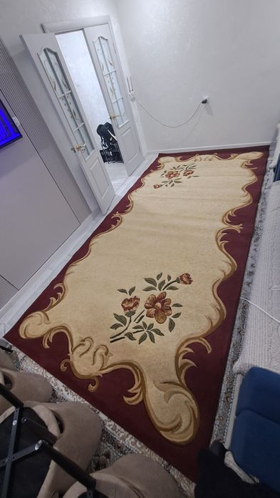 Ковер 2×4 б/у,в хорошем состояний