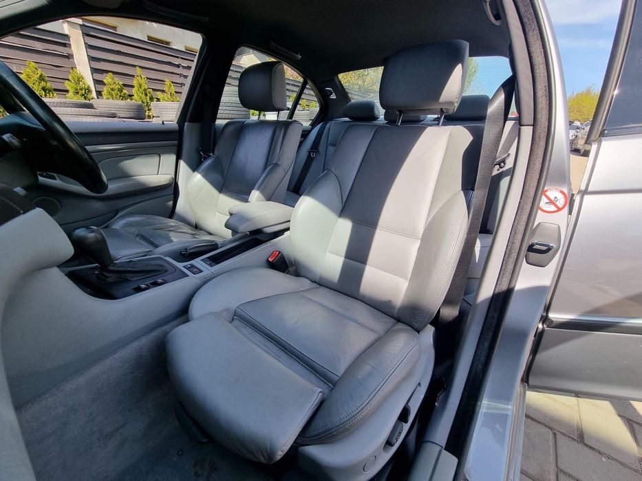 Dezmembrez BMW 330D 204CP,M Tech 2,Recaro incalzit, Xenon,Jante 18 M