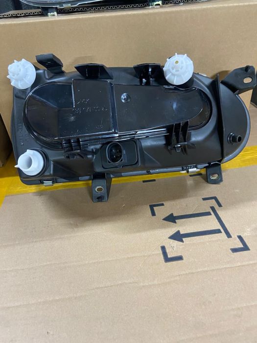 GOLF-3 Белый Хрусталь Фара