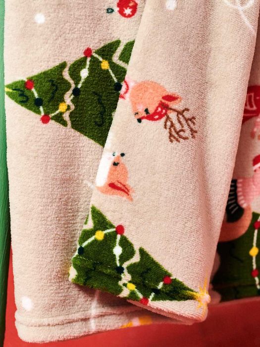 Pături - Livrarea 5 lei - NOI - cu Etichetă