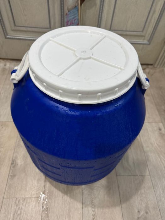 Продаю хороший  бочок для воды