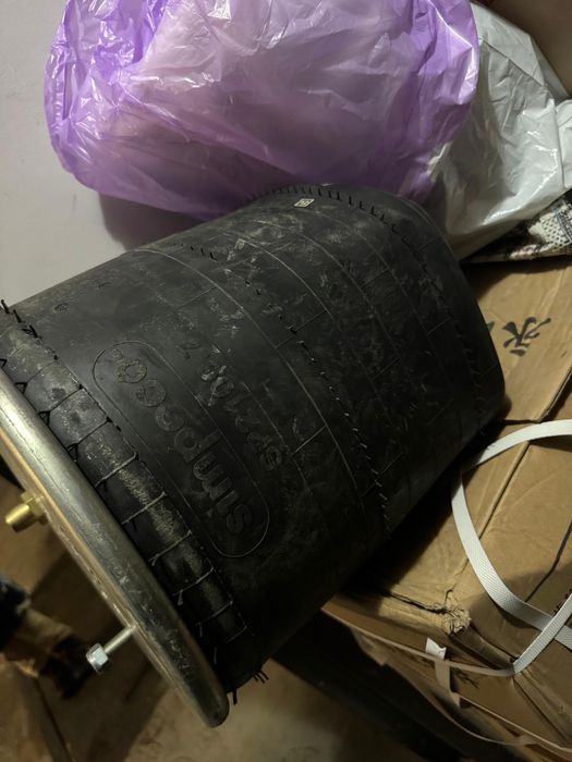 Пневморессора на тонар