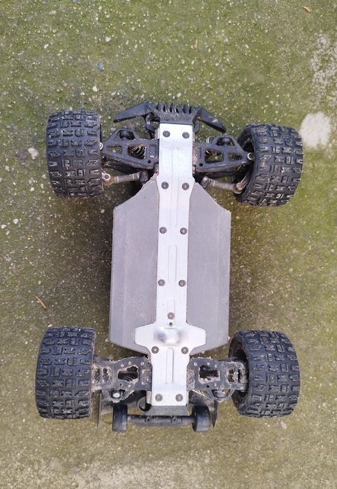 RC кола-4×4-1/18