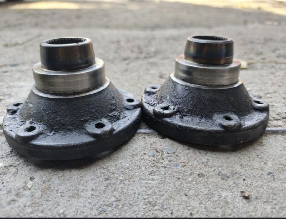 Продам флянцы от МКПП 1.8 пассат,гольф