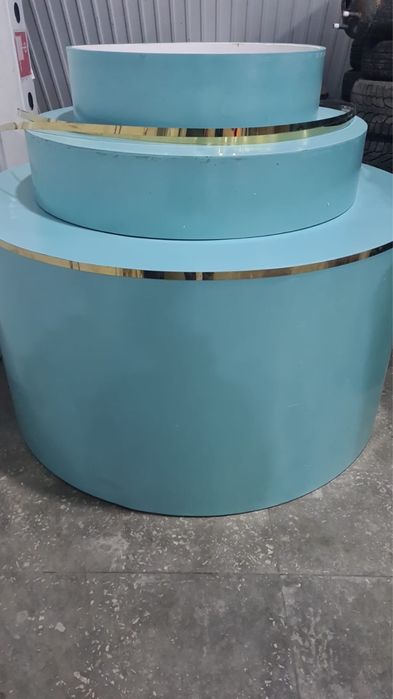 Подиум витрина торец